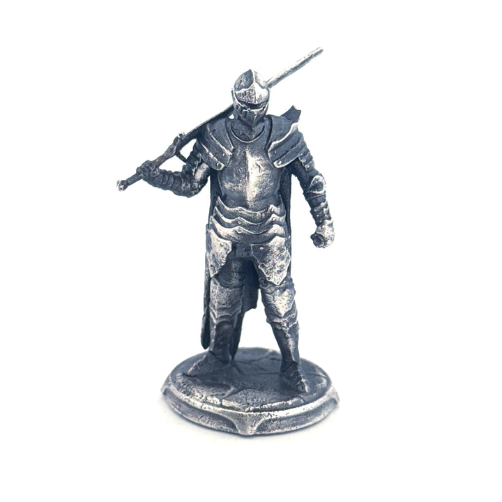 Knight hand-poured 999+ silver statue by Gold Spartan