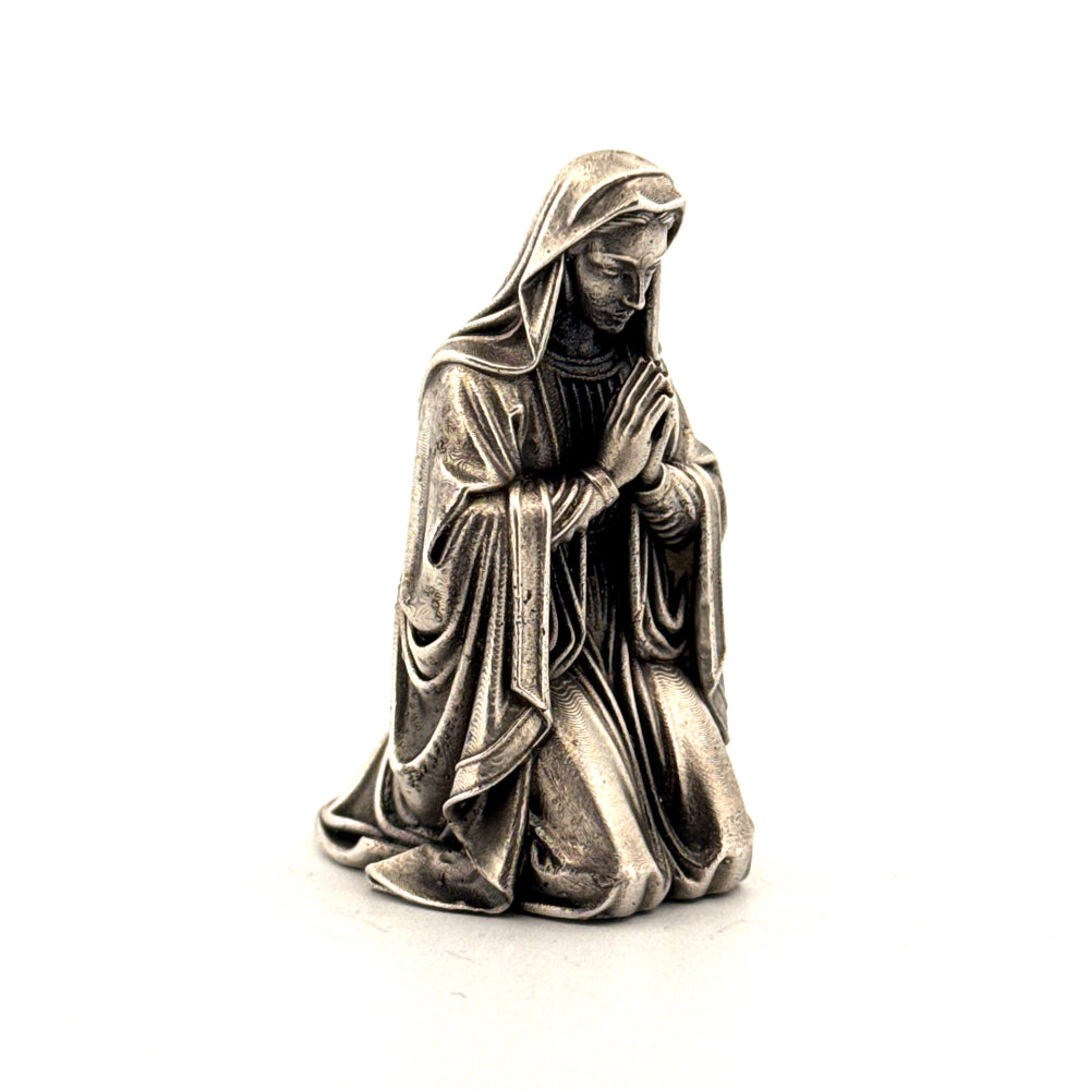 Mary Praying