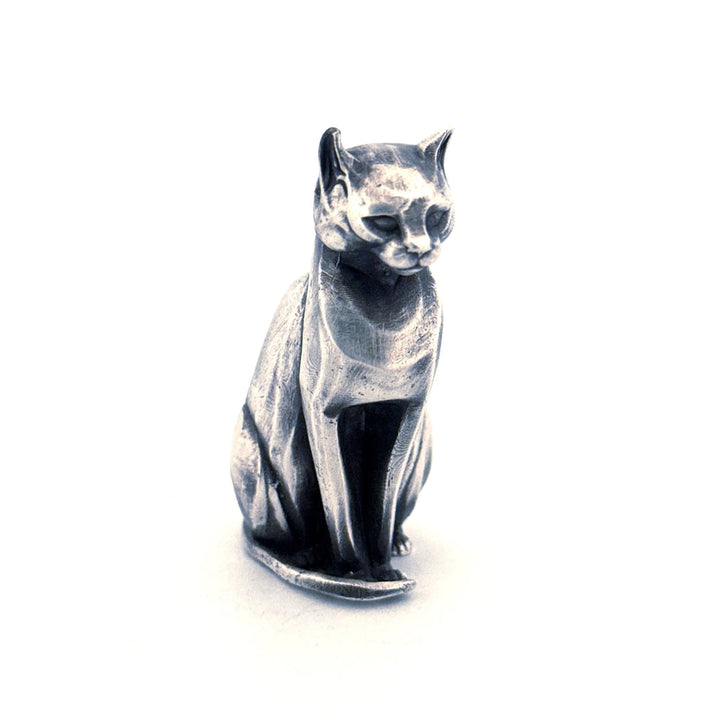 Regal Cat hand-poured 999+ silver statue by Gold Spartan