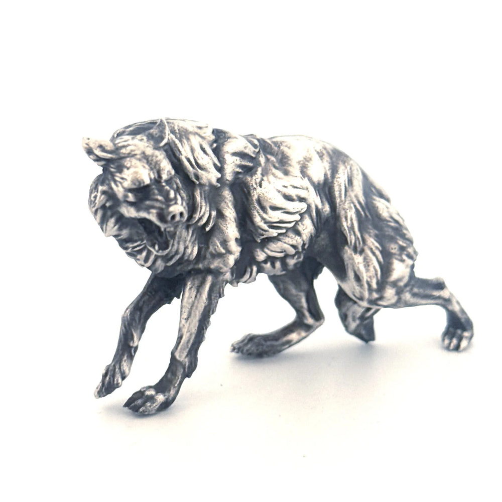 Wolf hand-poured 999+ silver statue by Gold Spartan