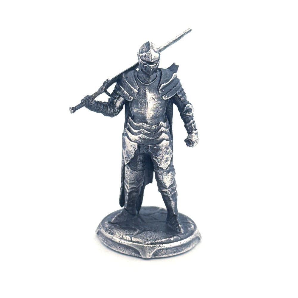 Knight hand-poured 999+ silver statue by Gold Spartan