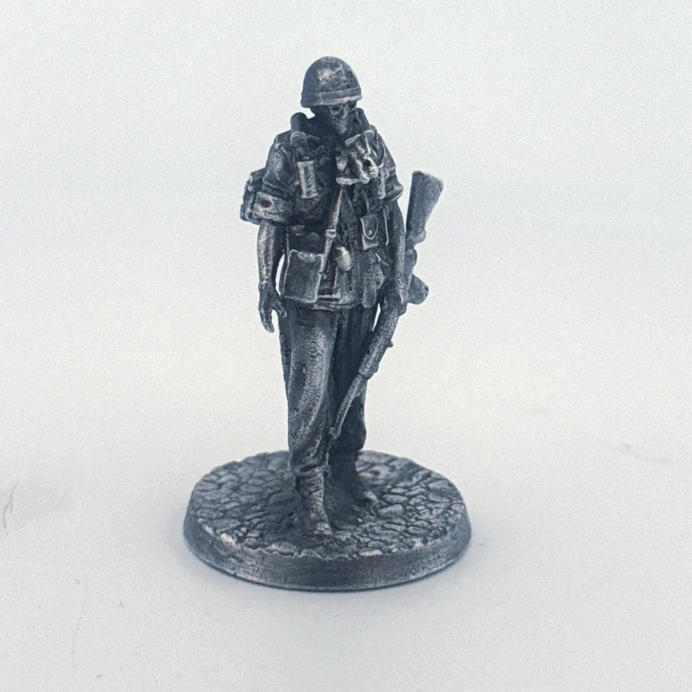 Soldier - Marching hand-poured 999+ silver statue by Gold Spartan