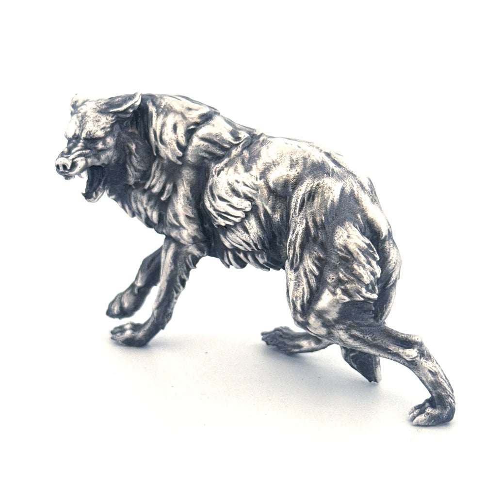 Wolf hand-poured 999+ silver statue by Gold Spartan
