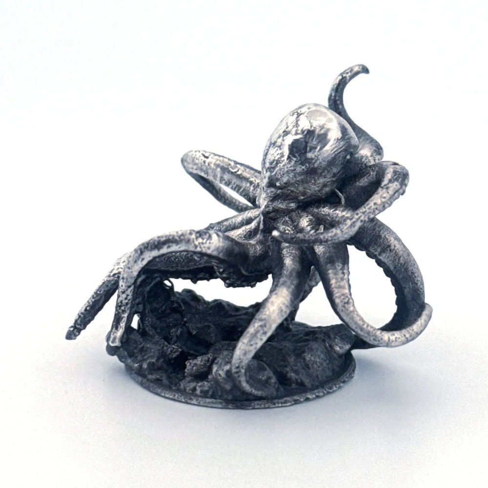 The Kraken hand-poured 999+ silver statue by Gold Spartan