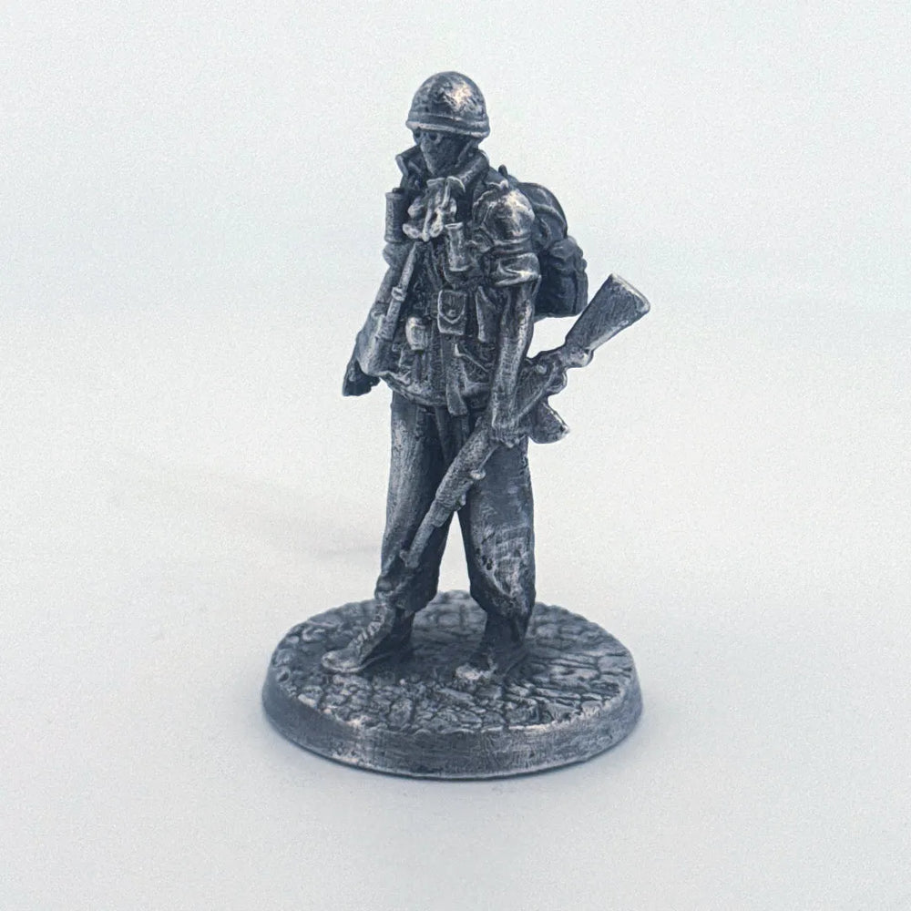 Soldier - Marching hand-poured 999+ silver statue by Gold Spartan