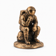 Astronaut Thinker