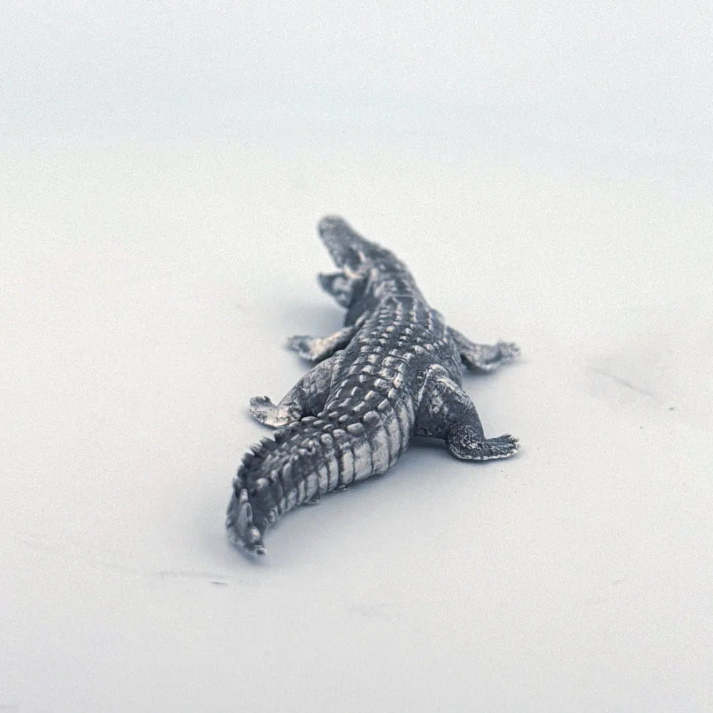 Crocodile hand-poured 999+ silver statue by Gold Spartan