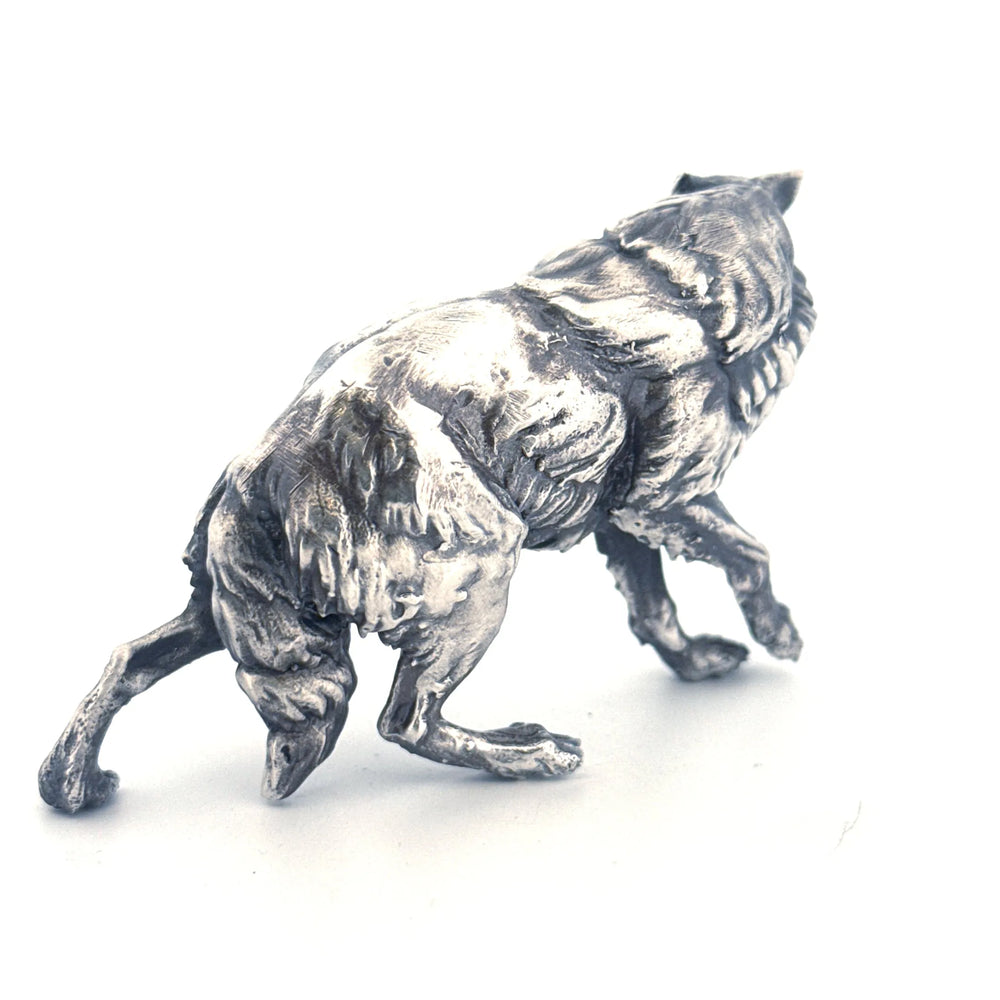 Wolf hand-poured 999+ silver statue by Gold Spartan