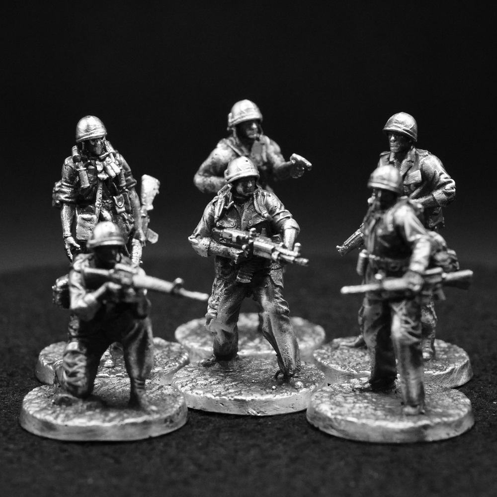 6pc Soldier Set hand-poured 999+ silver statue by Gold Spartan