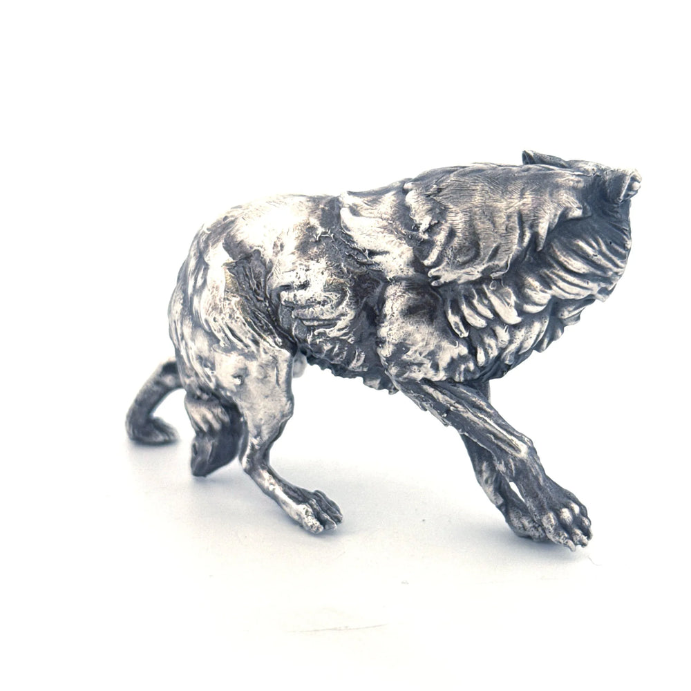 Wolf hand-poured 999+ silver statue by Gold Spartan