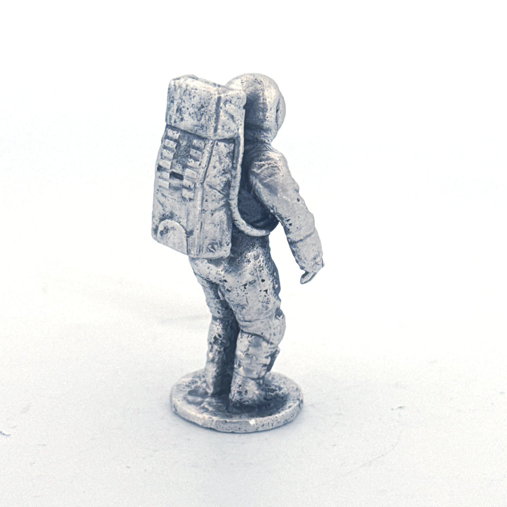 Astronaut hand-poured 999+ silver statue by Gold Spartan