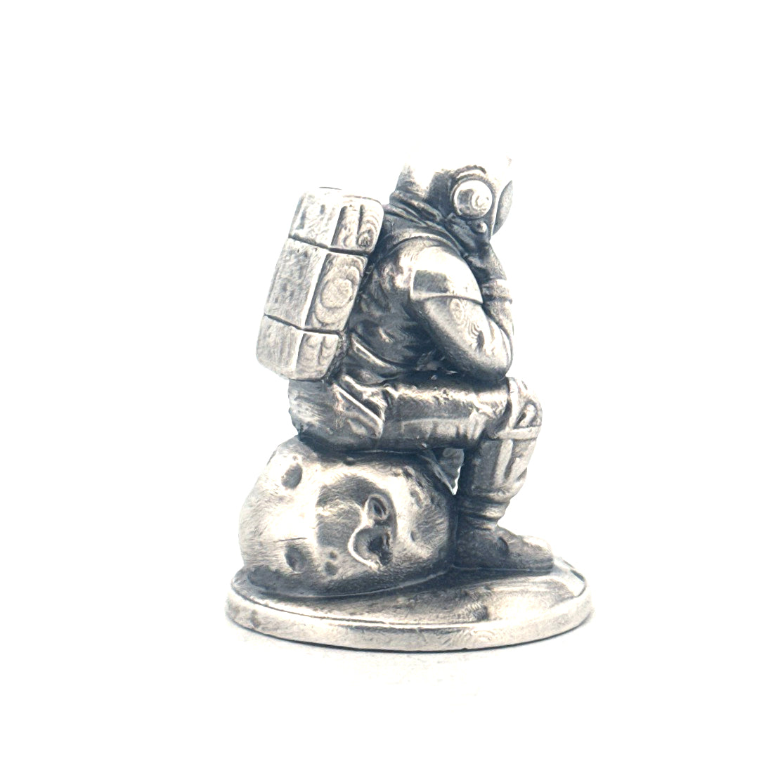Astronaut Thinker