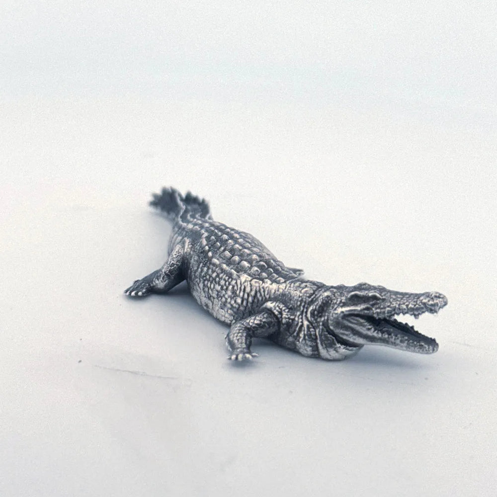 Crocodile hand-poured 999+ silver statue by Gold Spartan