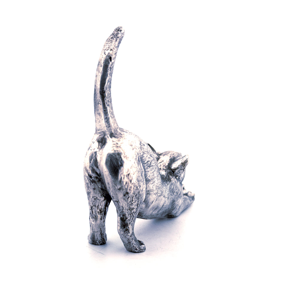Stretching Cat hand-poured 999+ silver statue by Gold Spartan