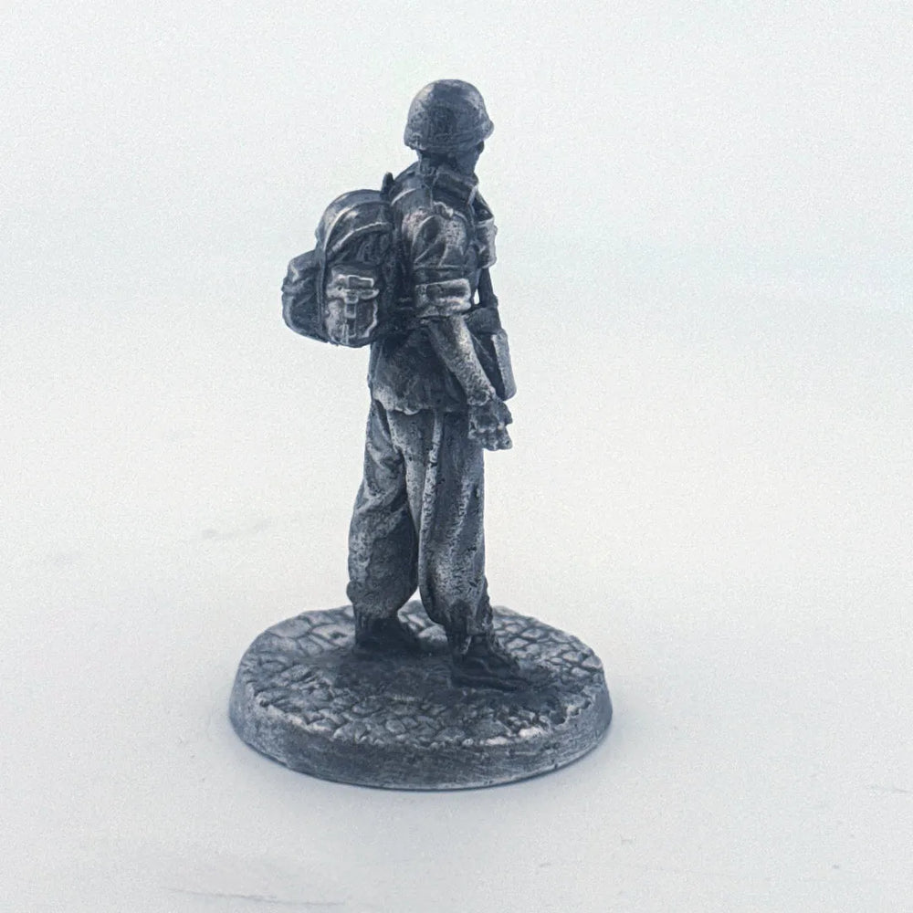Soldier - Marching hand-poured 999+ silver statue by Gold Spartan