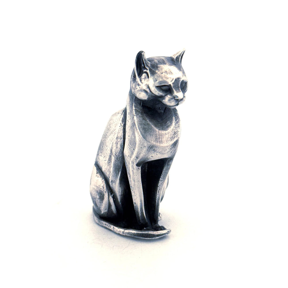 Regal Cat hand-poured 999+ silver statue by Gold Spartan