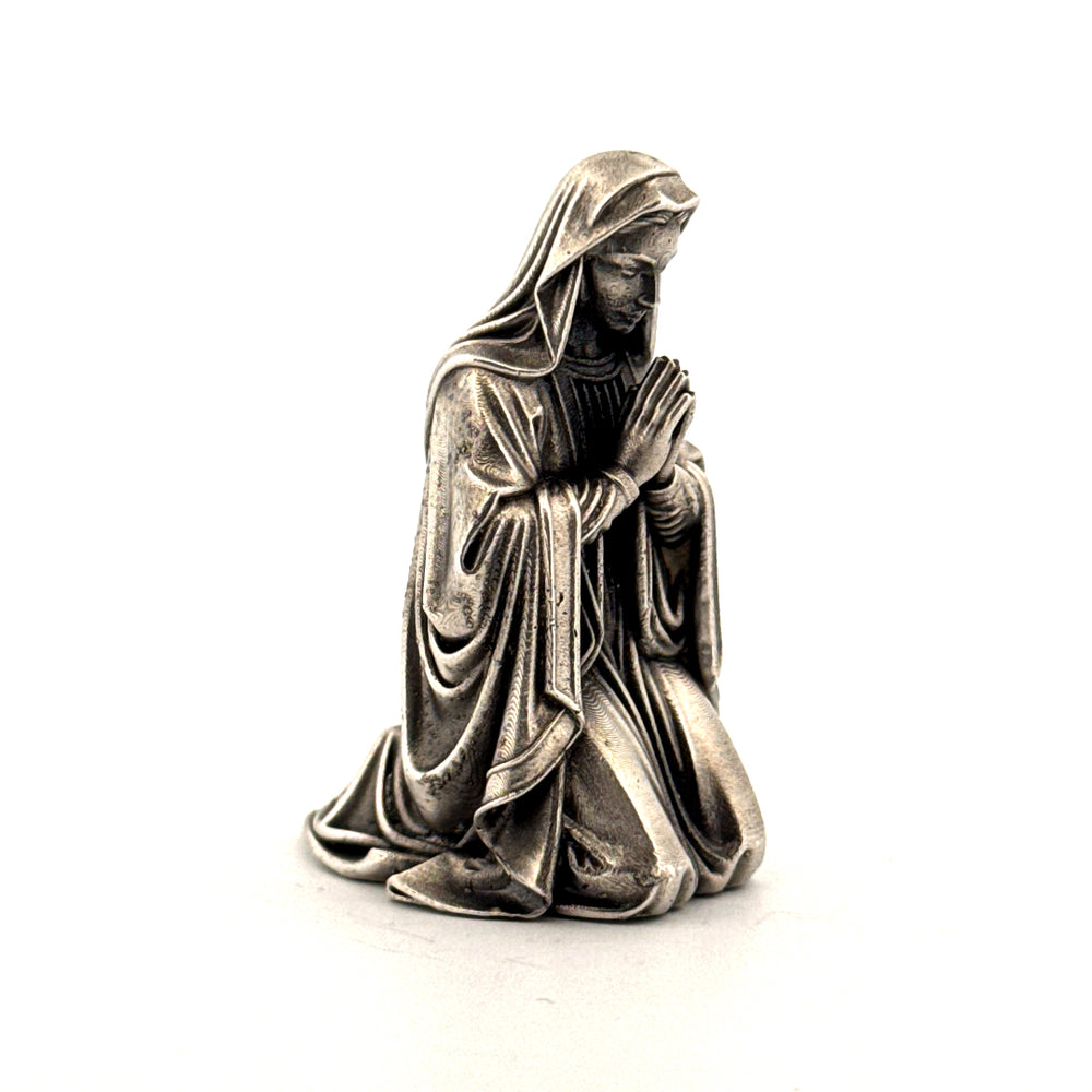 Mary Praying