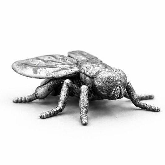Fly hand-poured 999+ silver statue by Gold Spartan