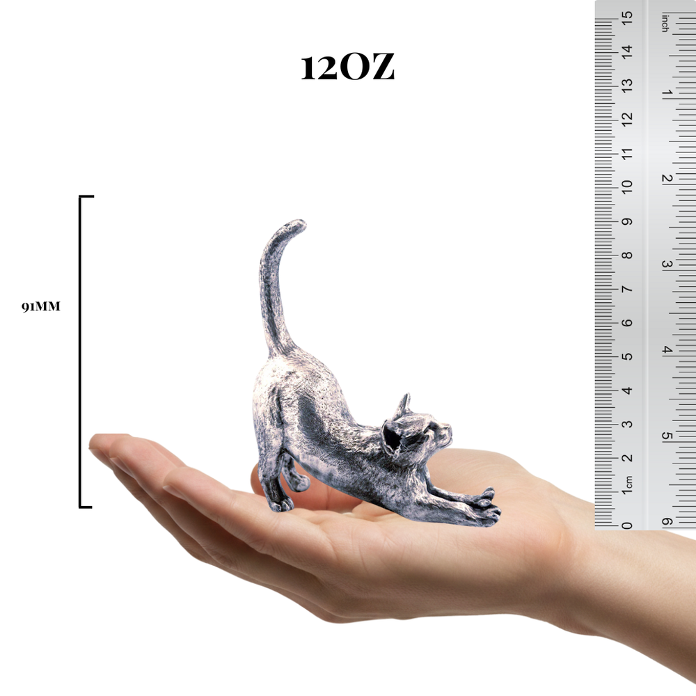 Stretching Cat hand-poured 999+ silver statue by Gold Spartan