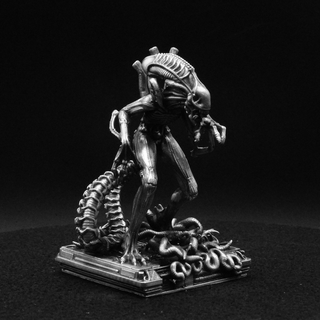 Alien Warrior hand poured 999 silver statue collectible by Gold Spartan