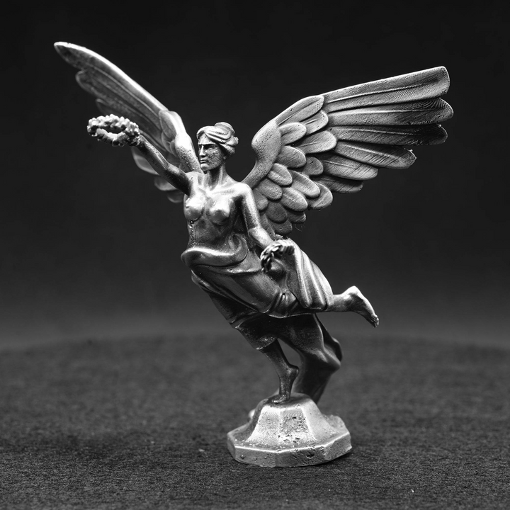 Angel of Independence (Libertad) hand poured 999 silver statue collectible by Gold Spartan