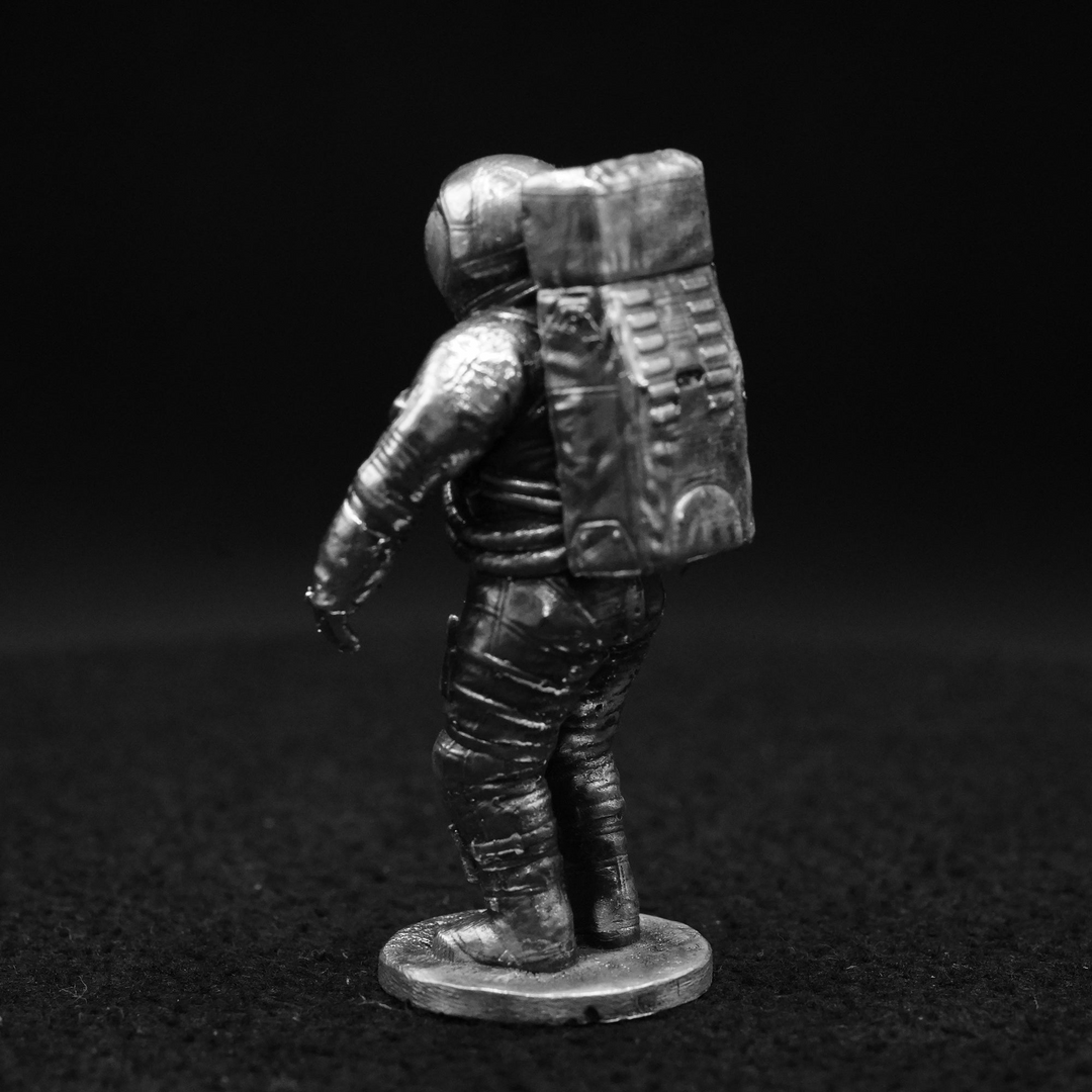 Astronaut hand poured 999 silver statue collectible by Gold Spartan