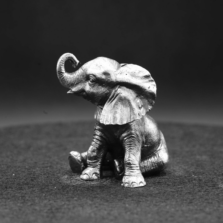 Baby Elephant hand poured 999 silver statue collectible by Gold Spartan