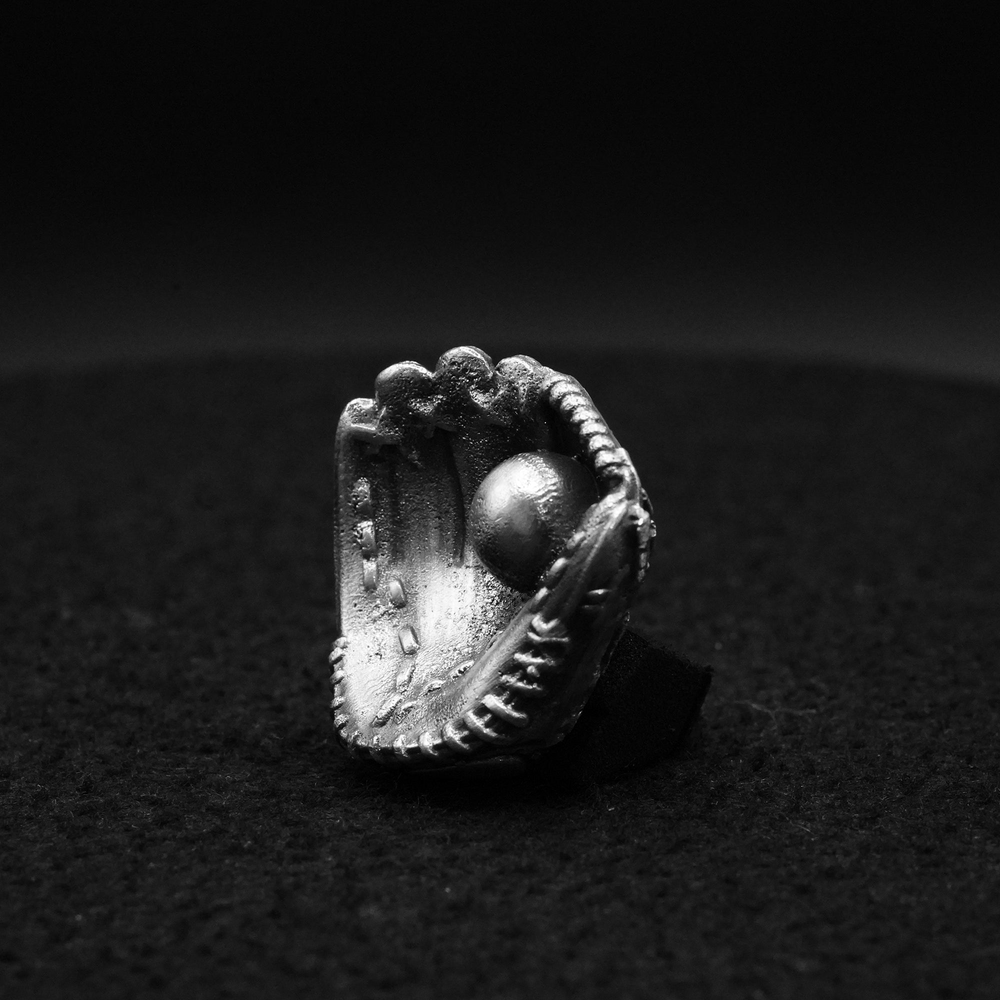 Baseball Glove hand-poured 999+ silver statue by Gold Spartan