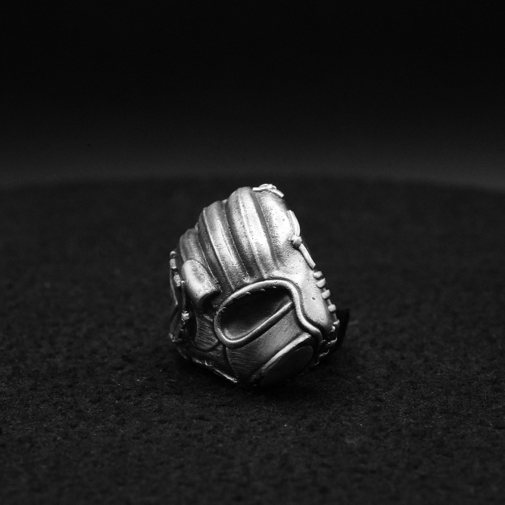Baseball Glove hand-poured 999+ silver statue by Gold Spartan