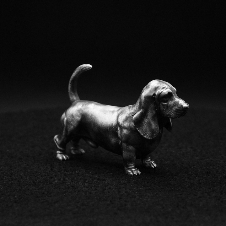 Basset Hound hand poured 999 silver statue collectible by Gold Spartan