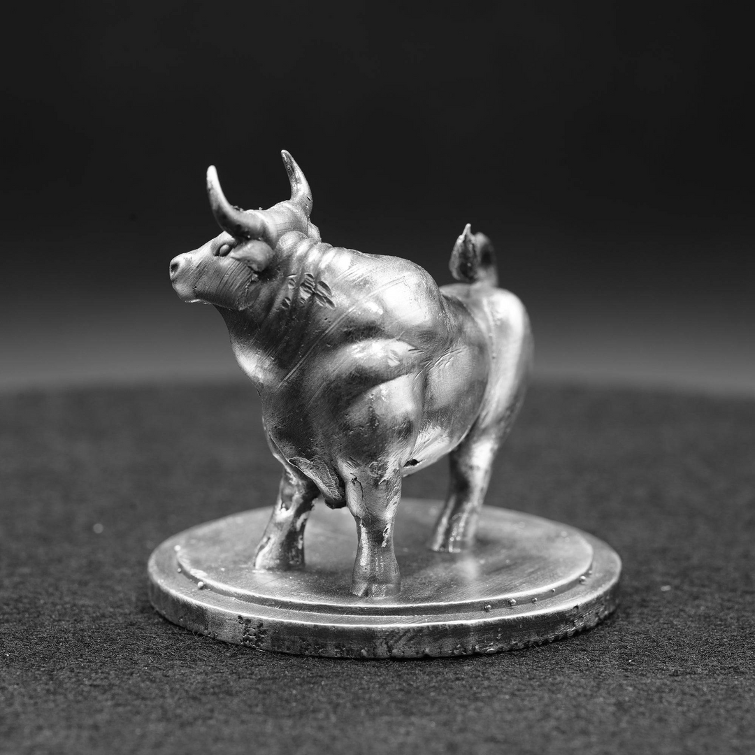 Bull hand poured 999 silver statue collectible by Gold Spartan