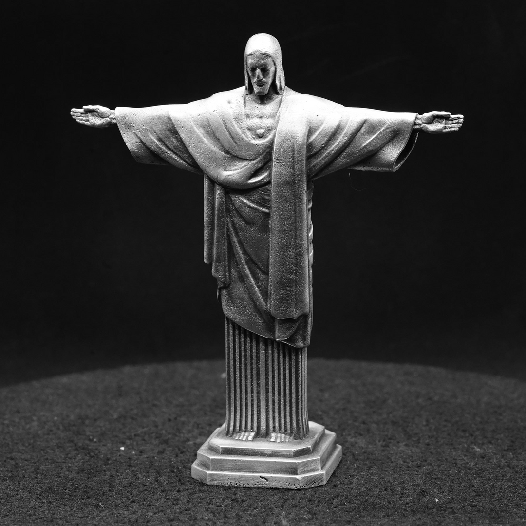 Christ the Redeemer hand poured 999 silver statue collectible by Gold Spartan