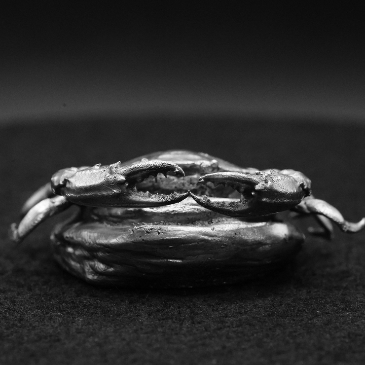 Crab hand poured 999 silver statue collectible by Gold Spartan