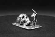 Dripping Skull hand-poured 999+ silver statue by Gold Spartan