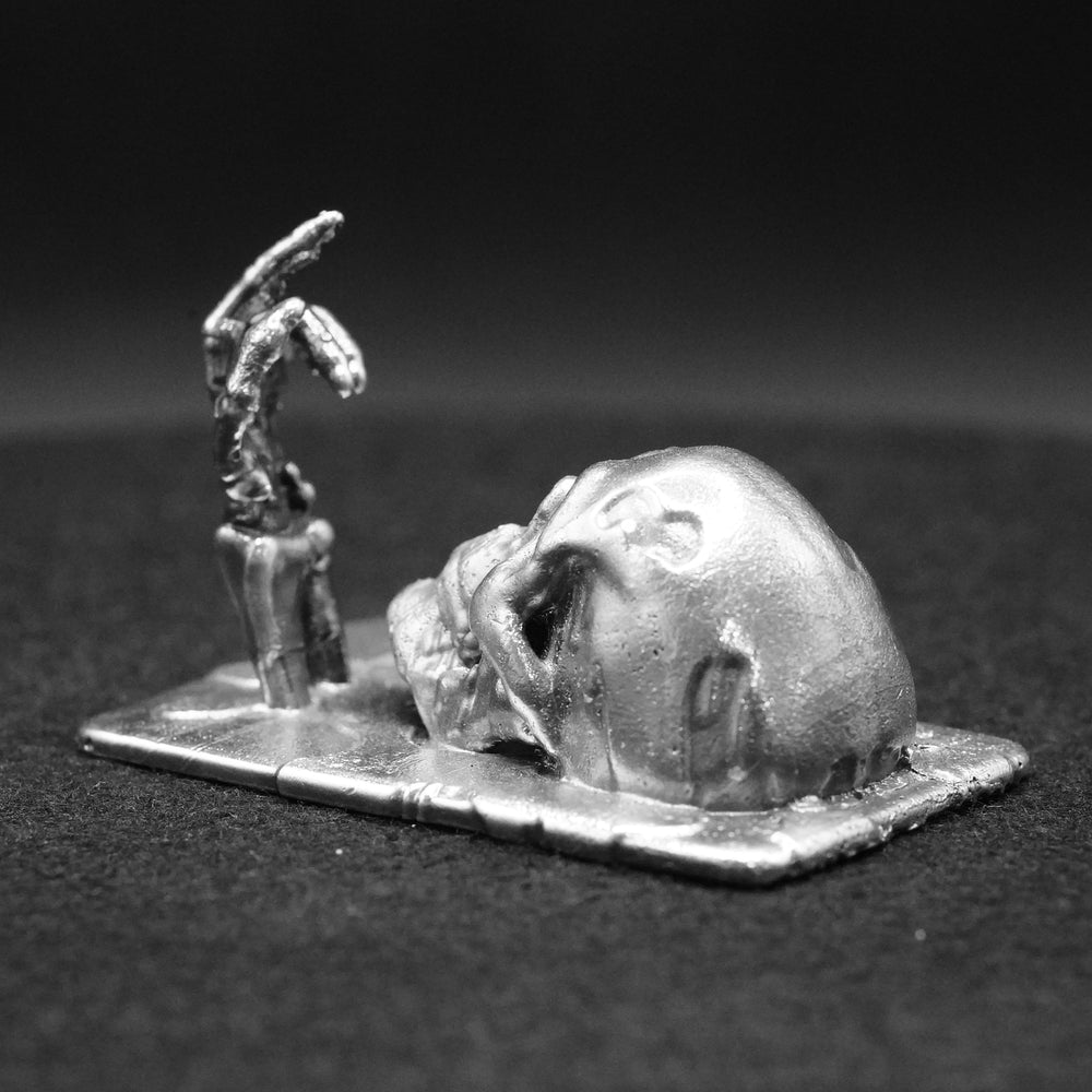 Dripping Skull hand-poured 999+ silver statue by Gold Spartan