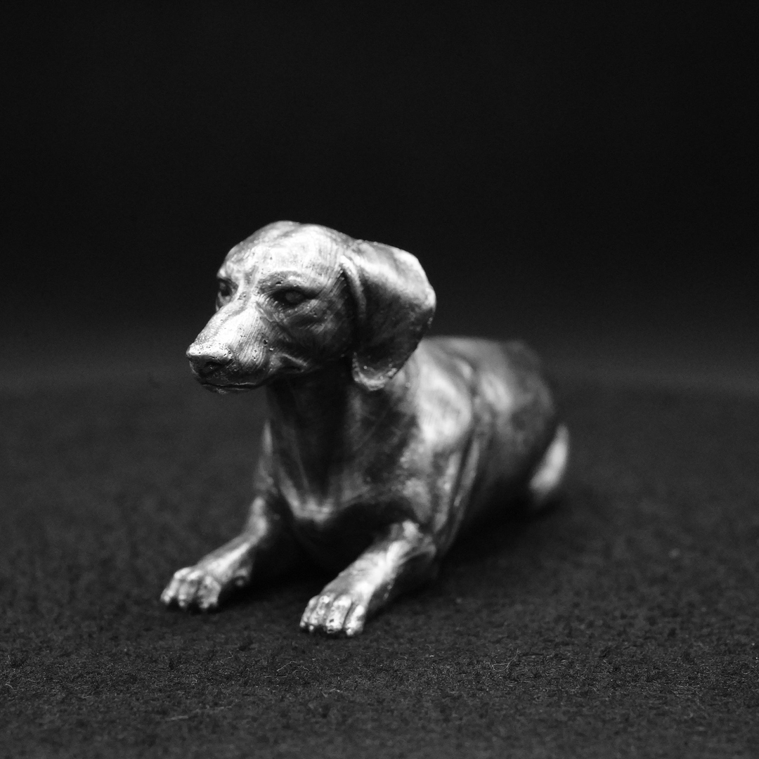 Dachshund hand poured 999 silver statue collectible by Gold Spartan