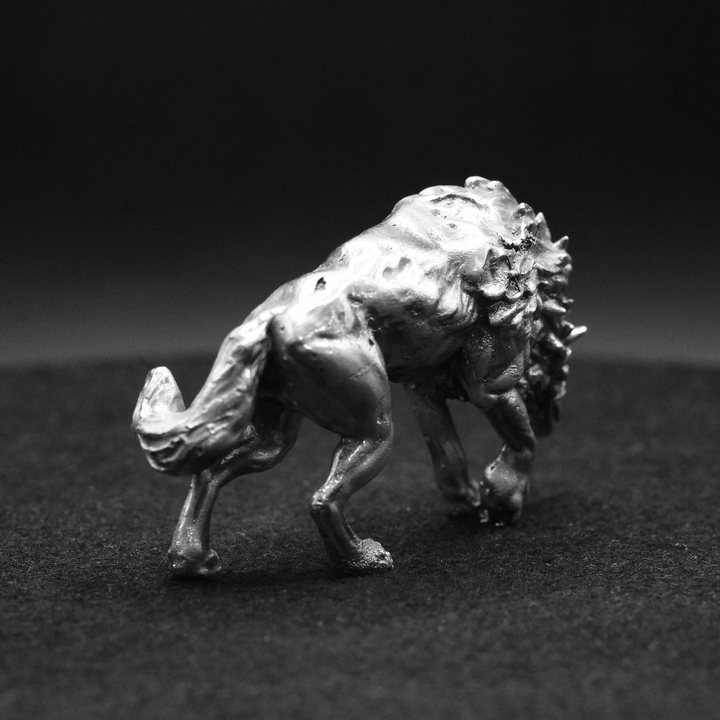 Dire Wolf hand poured 999 silver statue collectible by Gold Spartan