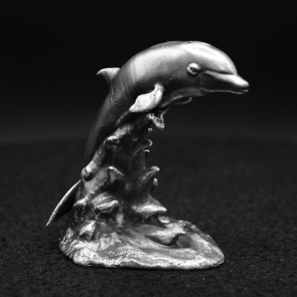 Dolphin V2 hand-poured 999+ silver statue by Gold Spartan