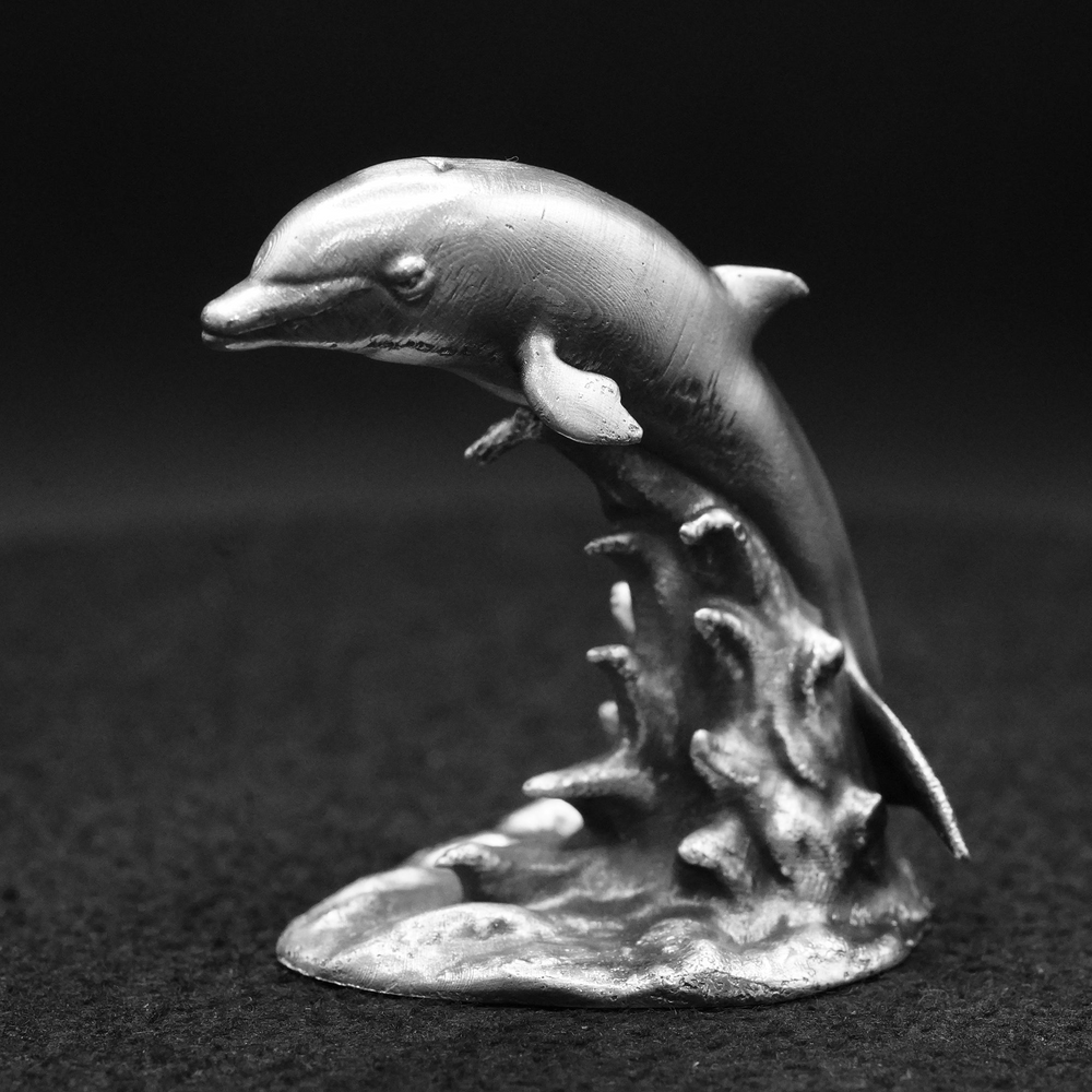 Dolphin V2 hand-poured 999+ silver statue by Gold Spartan