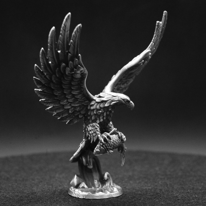 Eagle hand poured 999 silver statue collectible by Gold Spartan