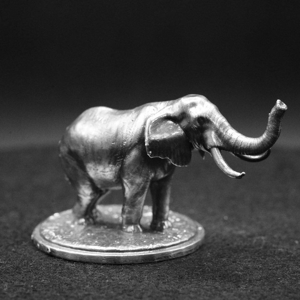 Elephant hand-poured 999+ silver statue by Gold Spartan
