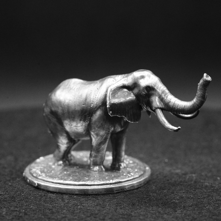 Elephant hand poured 999 silver statue collectible by Gold Spartan