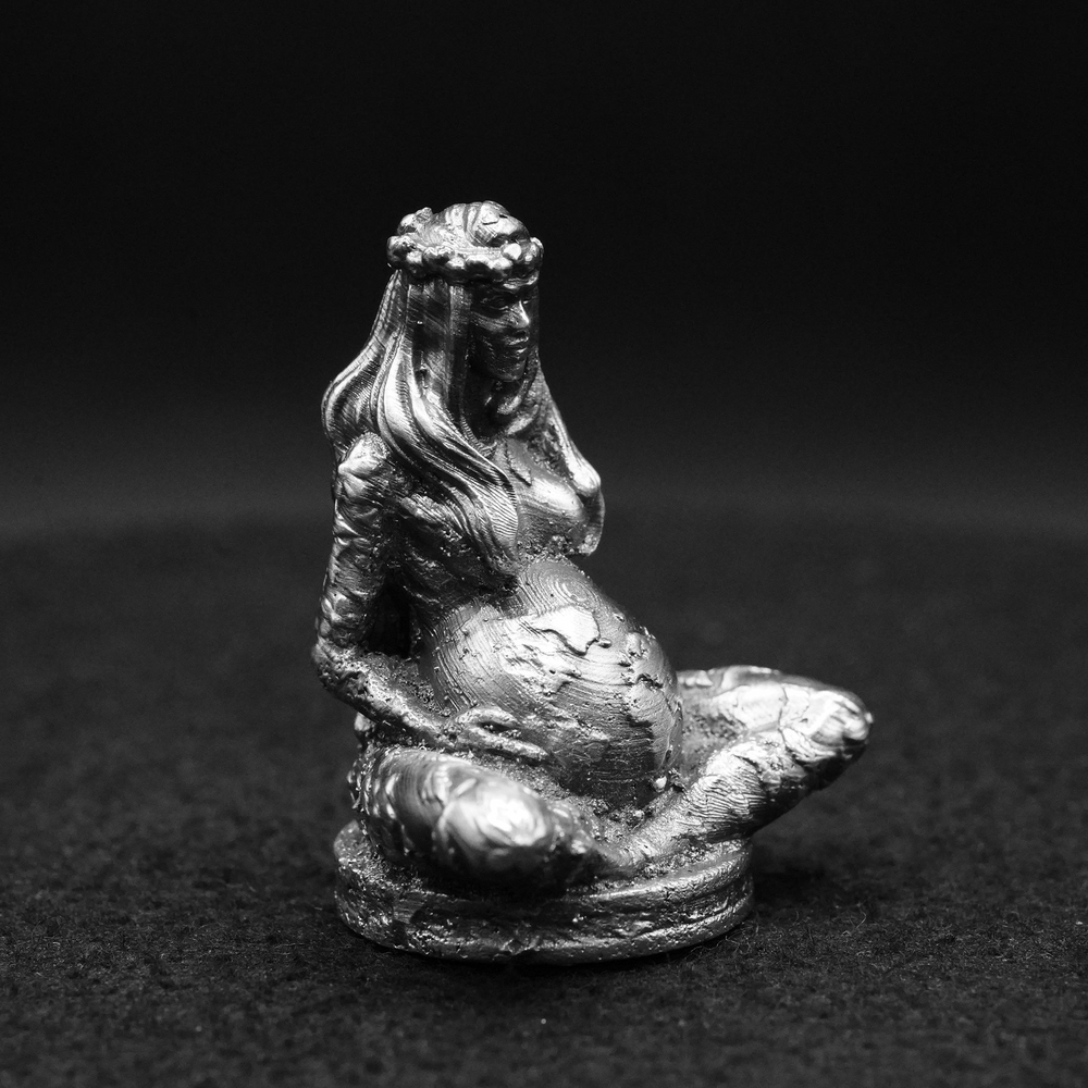 Gaia hand-poured 999+ silver statue by Gold Spartan