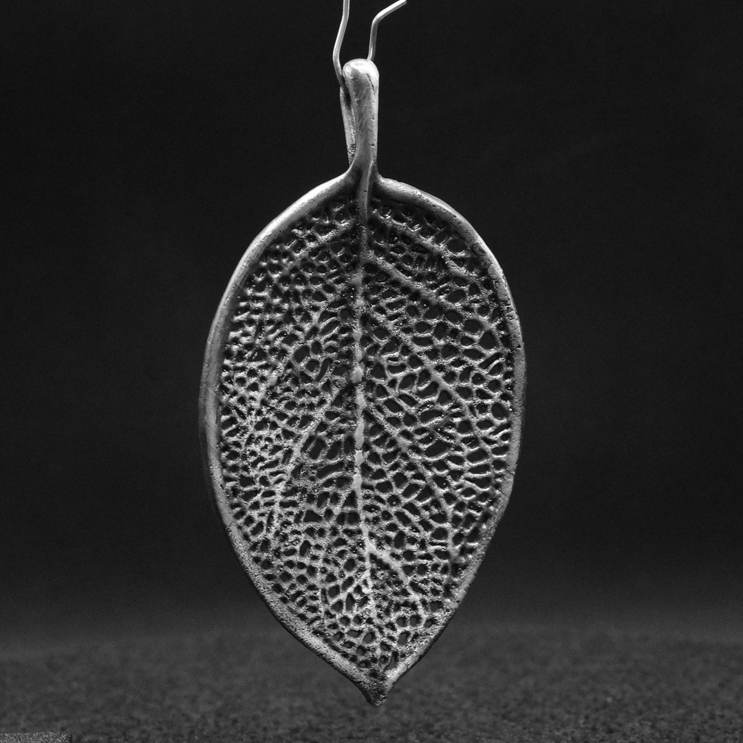 Leaf Pendant hand poured 999 silver statue collectible by Gold Spartan