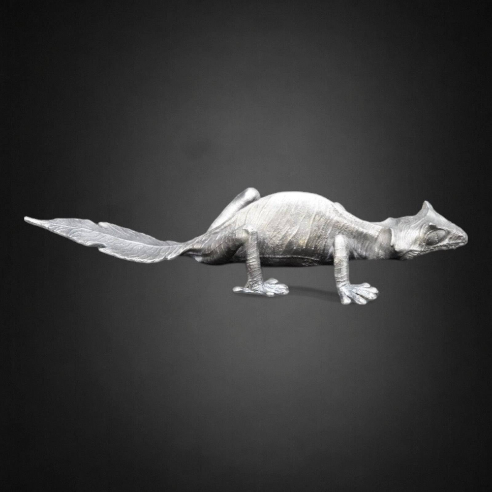 Leaf Tailed Gecko hand-poured 999+ silver statue by Gold Spartan