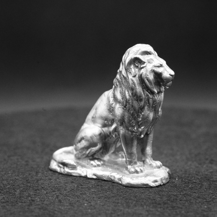 Lion hand poured 999 silver statue collectible by Gold Spartan