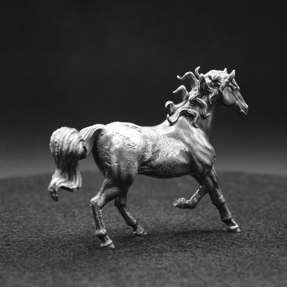 Mustang hand-poured 999+ silver statue by Gold Spartan