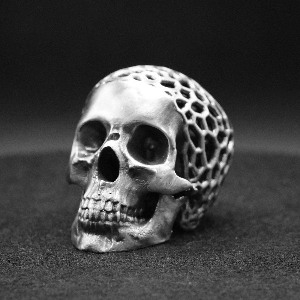 Skull Mesh hand-poured 999+ silver statue by Gold Spartan