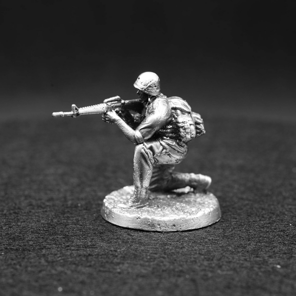 Soldier Rifleman hand-poured 999+ silver statue by Gold Spartan