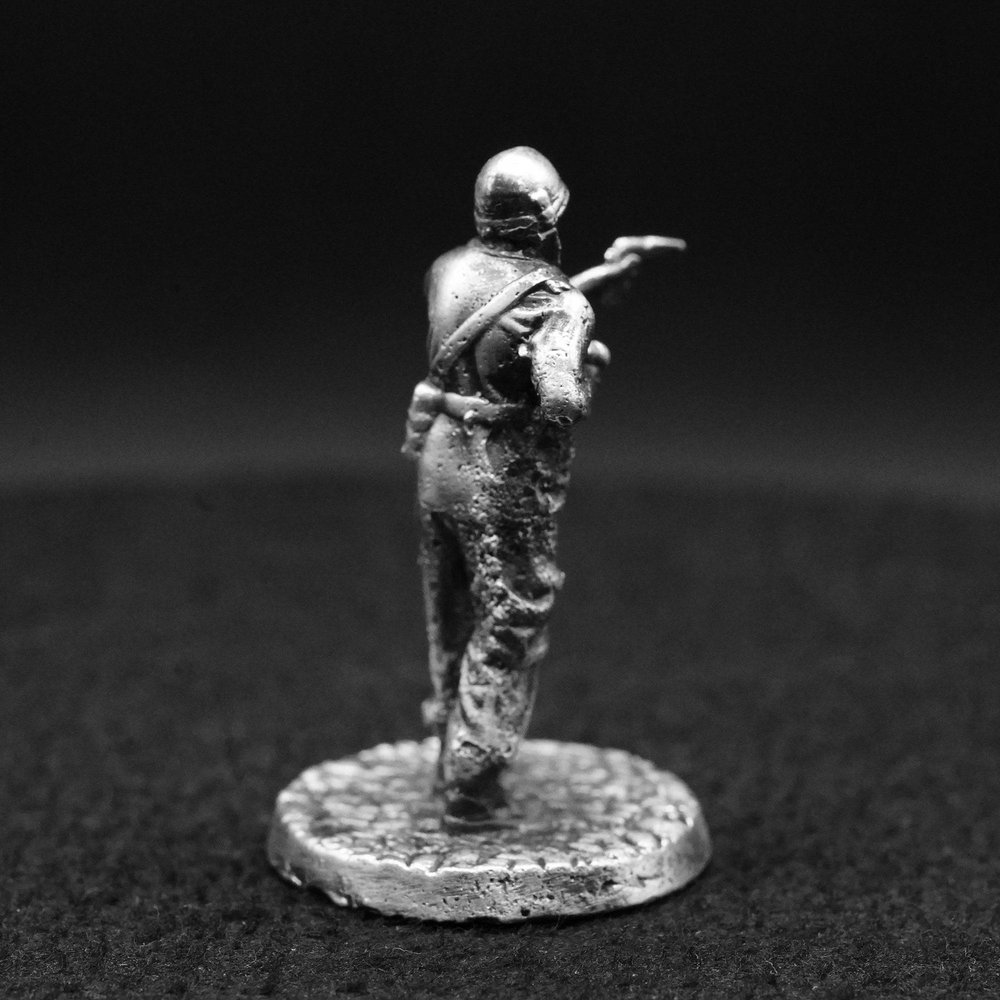 Soldier - Watchman hand-poured 999+ silver statue by Gold Spartan